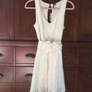 Juniors' HeartSoul White Lace Floral Skater Dress Small